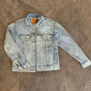 Levi’s denim jacket